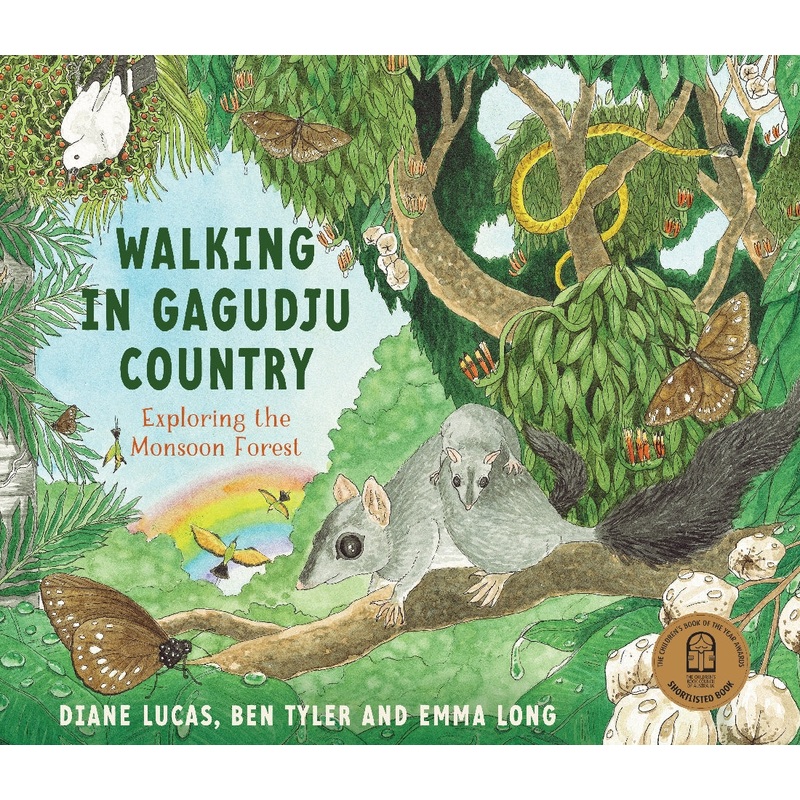 WALKING IN GAGUDJU COUNTRY