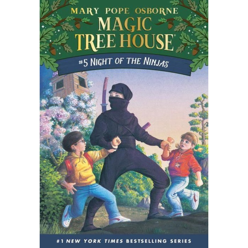 Night of the Ninjas (Magic Tree House Series #5) Paperback