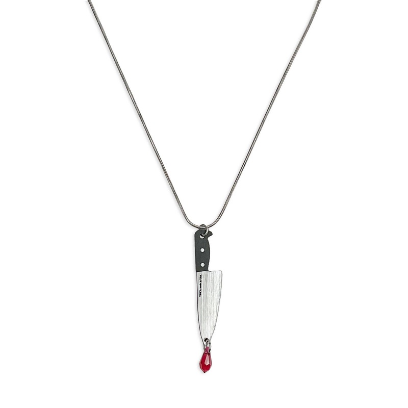 Vinca – Bloody Hell! Knife Necklace