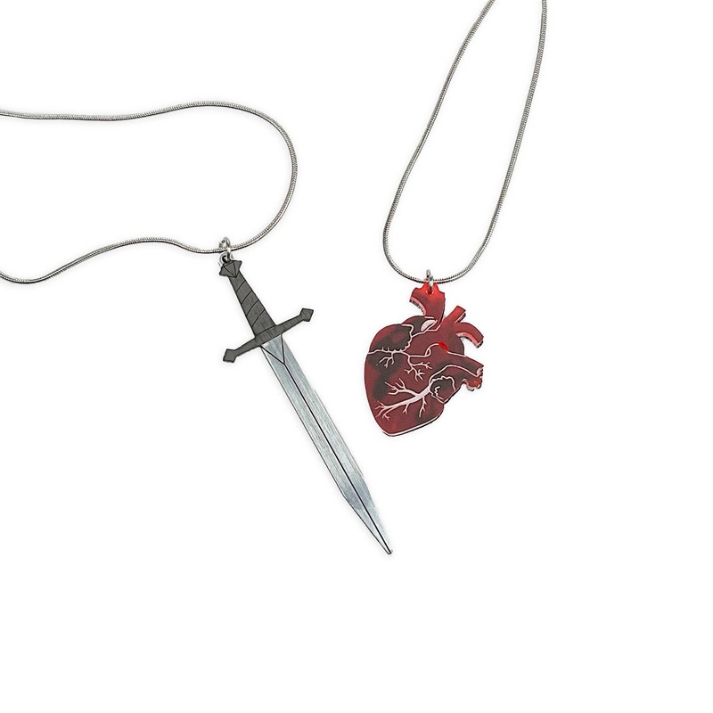 Vinca – My BFF Is Sword o A Big Deal Necklace Set