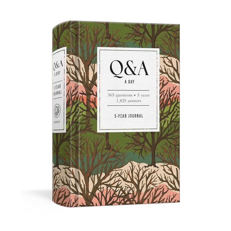 Q&A a Day Woodland: 5-Year Journal